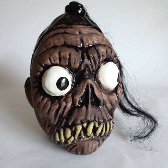 NEW LE #50 2013 LIFESIZE BEETLEJUICE SHRUNKEN HEAD CERAMIC TIKI MUG - Picture 2 of 10